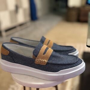 Cole Haan Blue and Tan grand pro rally